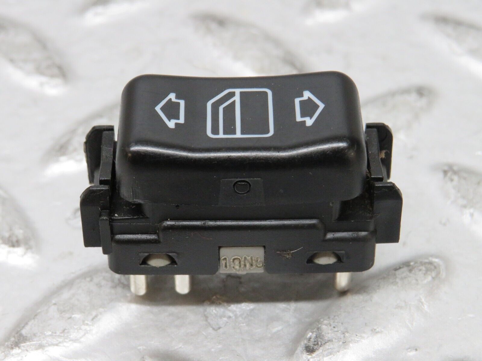 27564 Mercedes-Benz S124 300TE Electric Window Switch Right Side 1248209410
