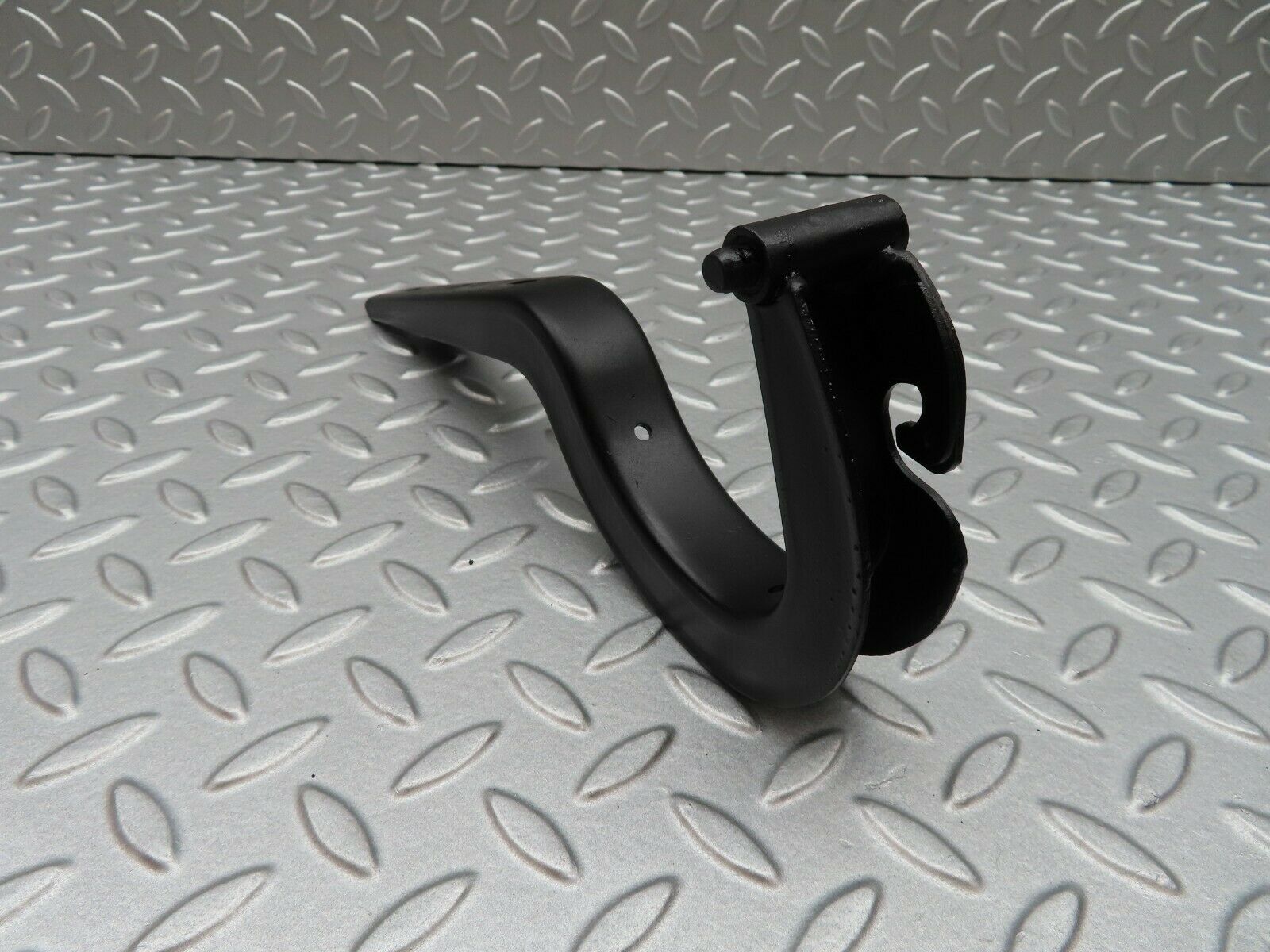 5018 Mercedes-Benz R107 350SL Coupe Trunk Lid Hinge Right Side