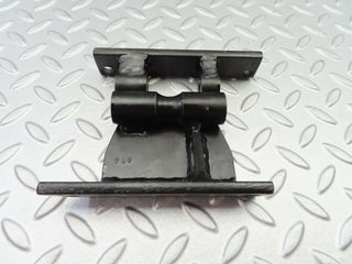 6821 Mercedes-Benz S124 E220 Wagon Air Con Compressor Bracket Holder