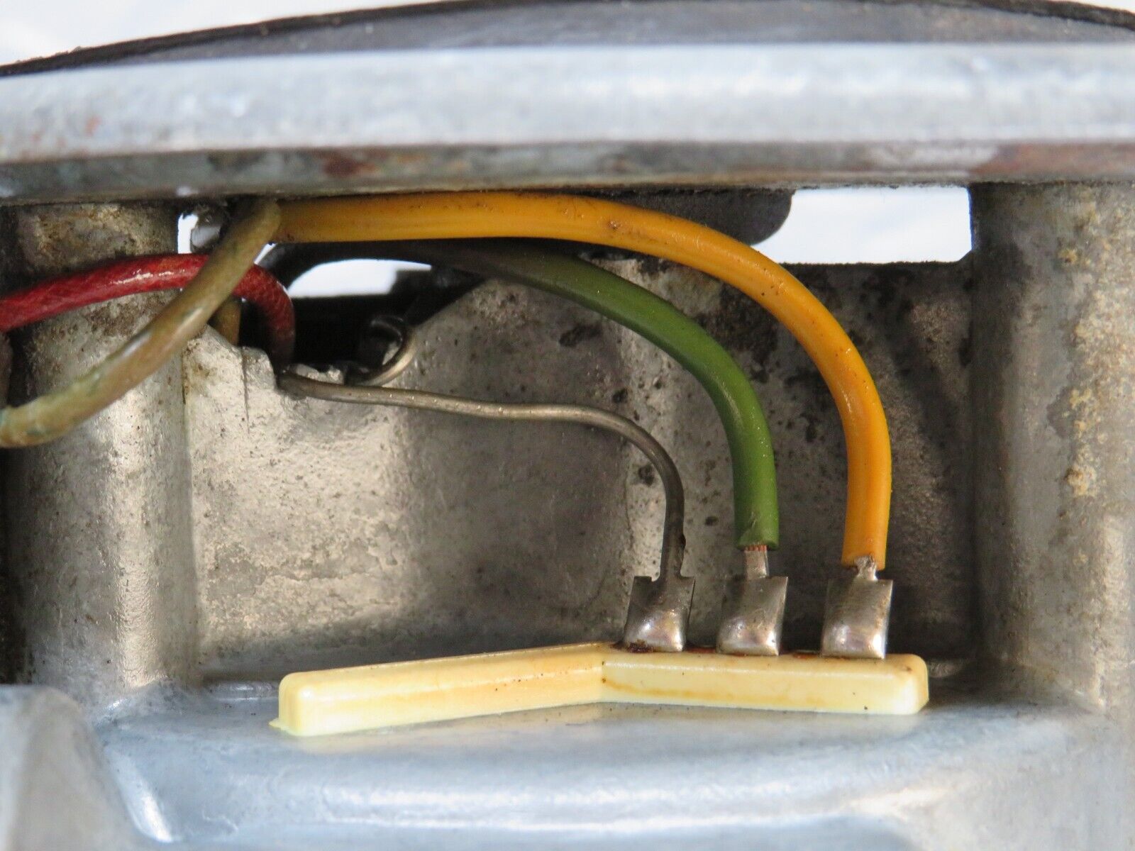 37543 Mercedes-Benz W109 300SEL Wiper Motor Bosch 0390446055