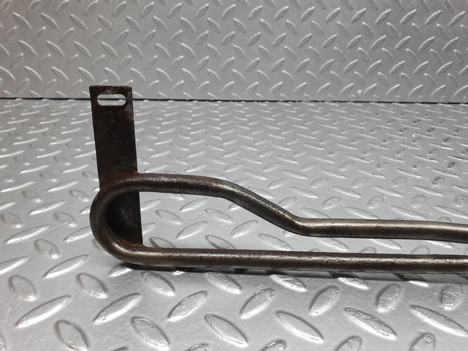 41194 Mercedes-Benz W126 300SE Oil Cooling Pipe Line
