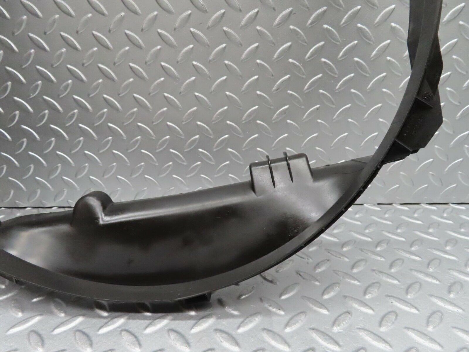 12037 Mercedes-Benz R129 300SL Coupe Radiator Fan Shroud 1295050055