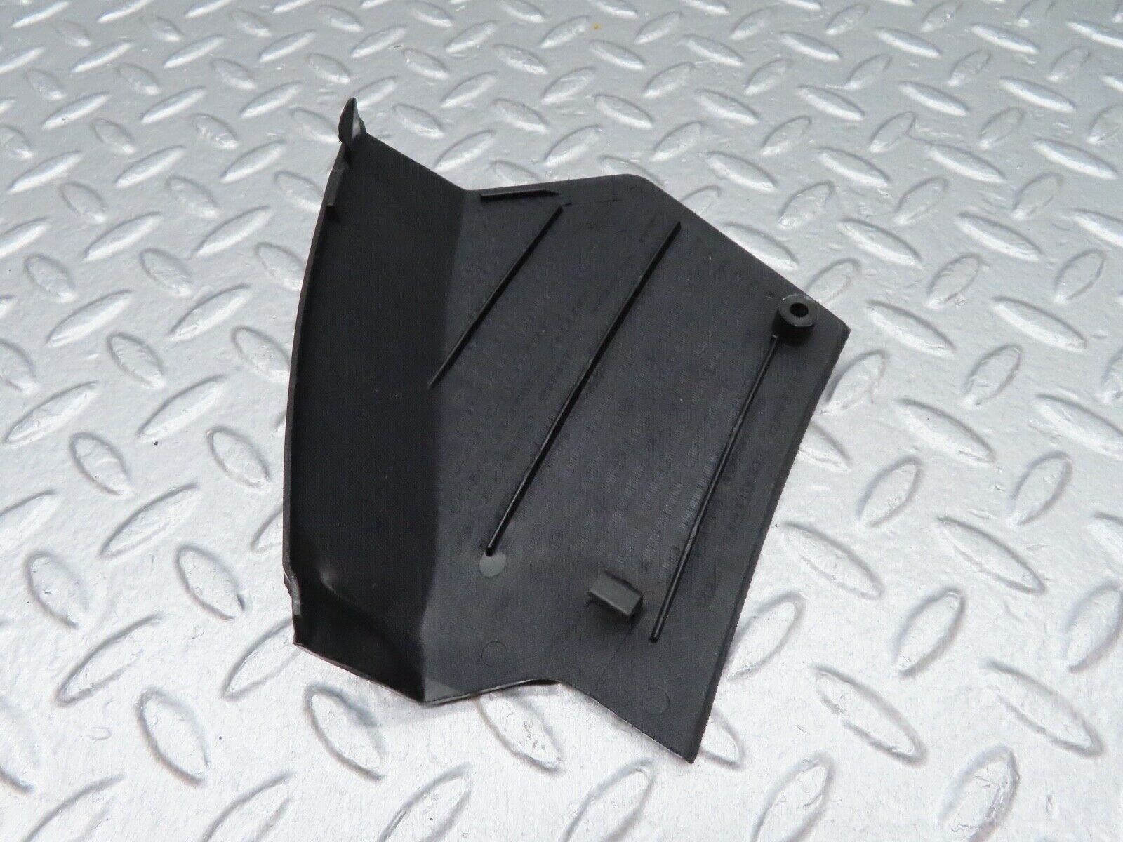 17924 Mercedes-Benz W123 200 Dashboard Speaker Cover Grill Left