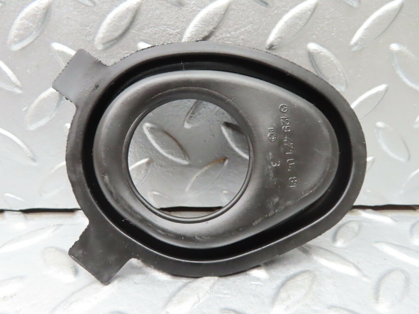 19992 Mercedes-Benz R129 300SL Coupe Fuel Tank Filler Gasket Set 1294710381