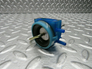 S123 Wagon fuel tank flap cap vacuum actuator used OEM