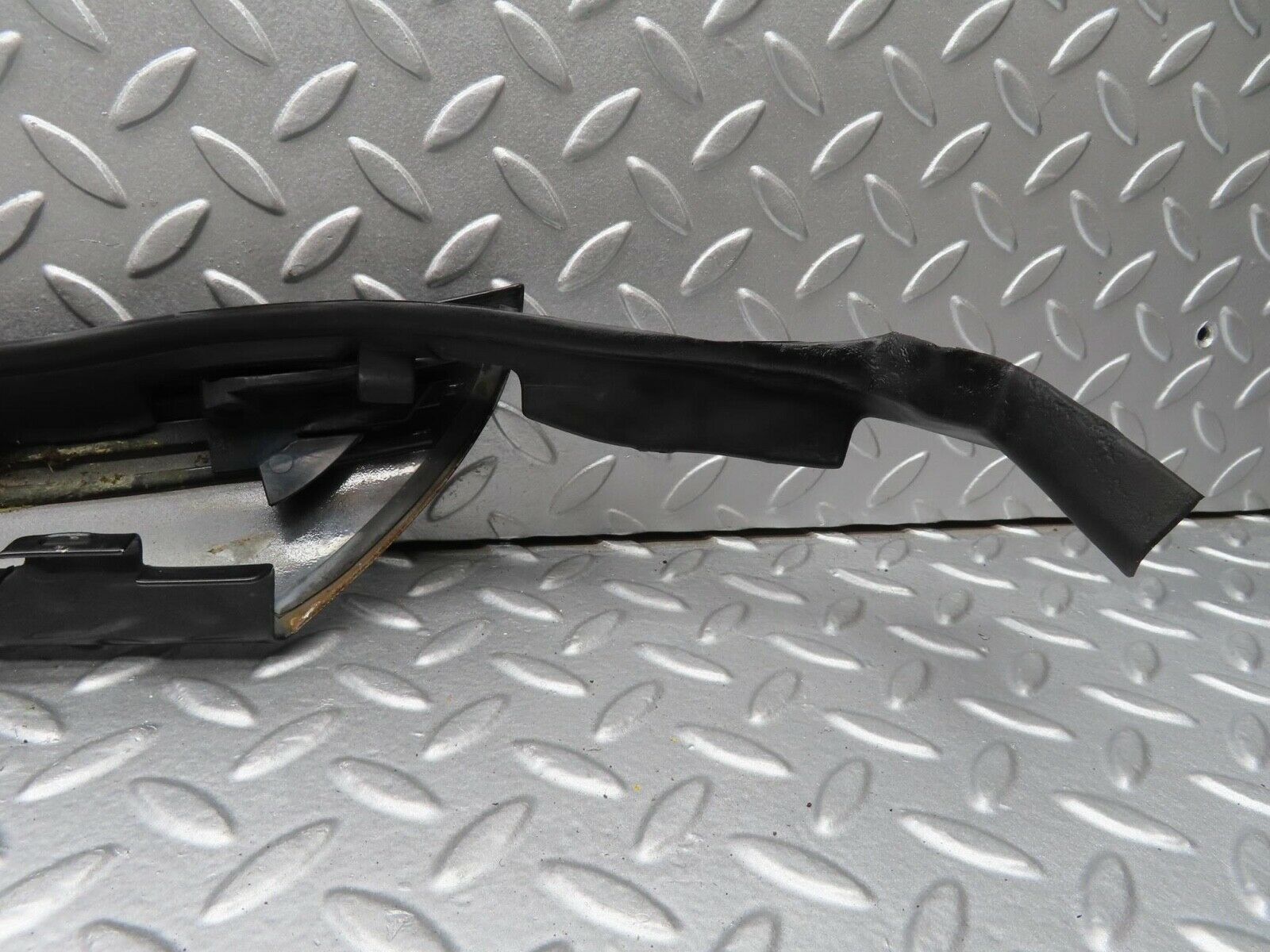 14870 Mercedes-Benz W140 S320 A Pillar Exterior Cover Left Side