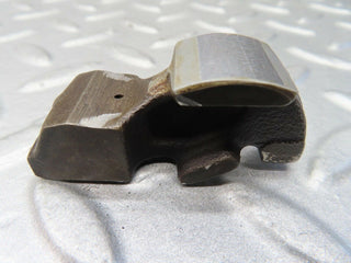 W123 valve rocker arm with retaining spring used OEM