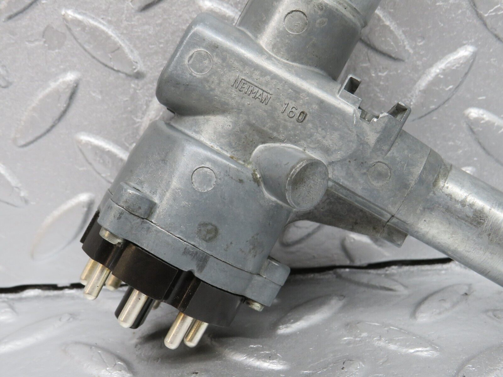 40166 Mercedes-Benz R107 350SL Steering Lock Ignition Switch With Key
