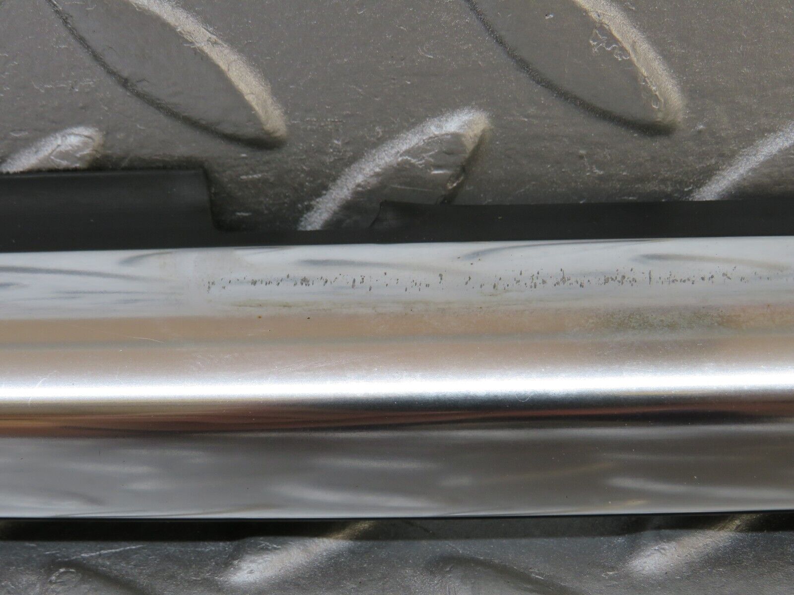 35263 Mercedes-Benz W221 Front Right Door Window Chrome Trim