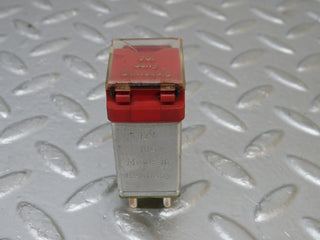 34445 Mercedes-Benz C126 380SEC Coupe Overload Relay 2015400845