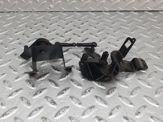 41240 Mercedes-Benz W126 300SE Throttle Linkage