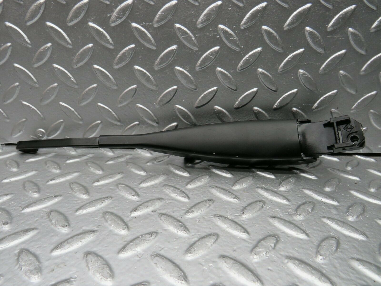 22483 Mercedes-Benz C124 E220 Coupe Wiper Arm