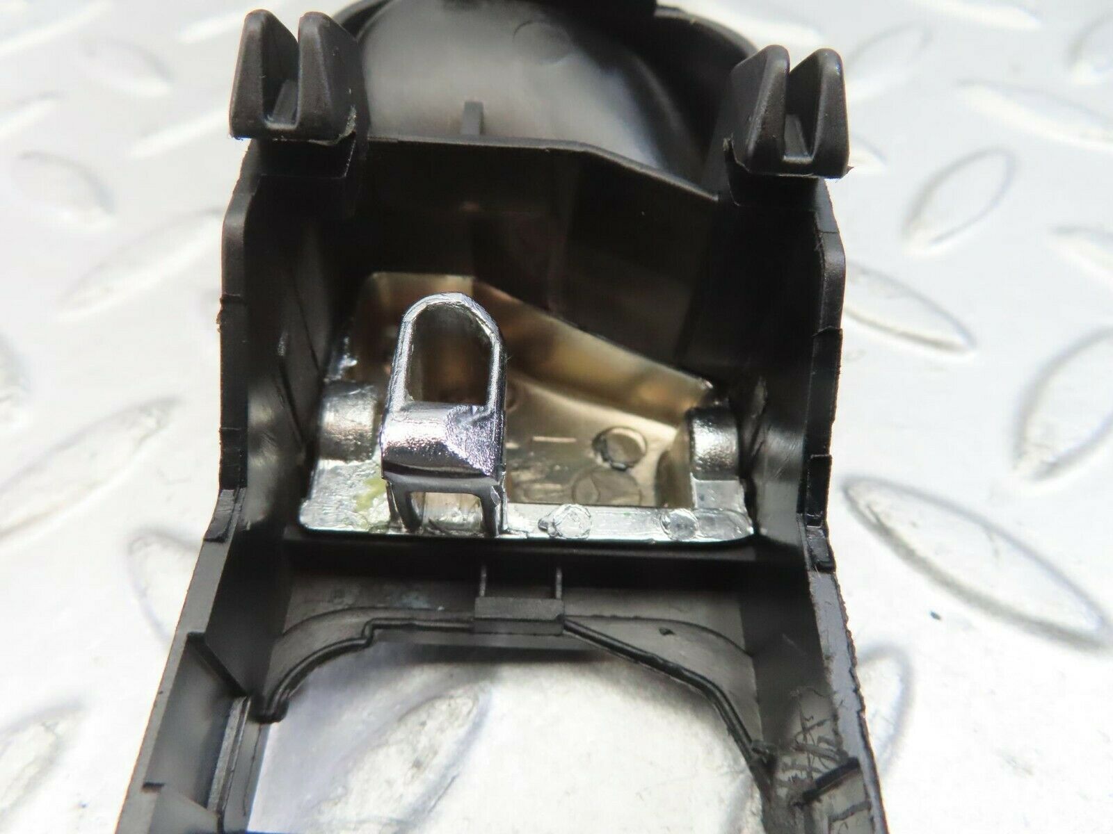 10377 Mercedes-Benz W201 190E Left Interior Door Handle 2017660164