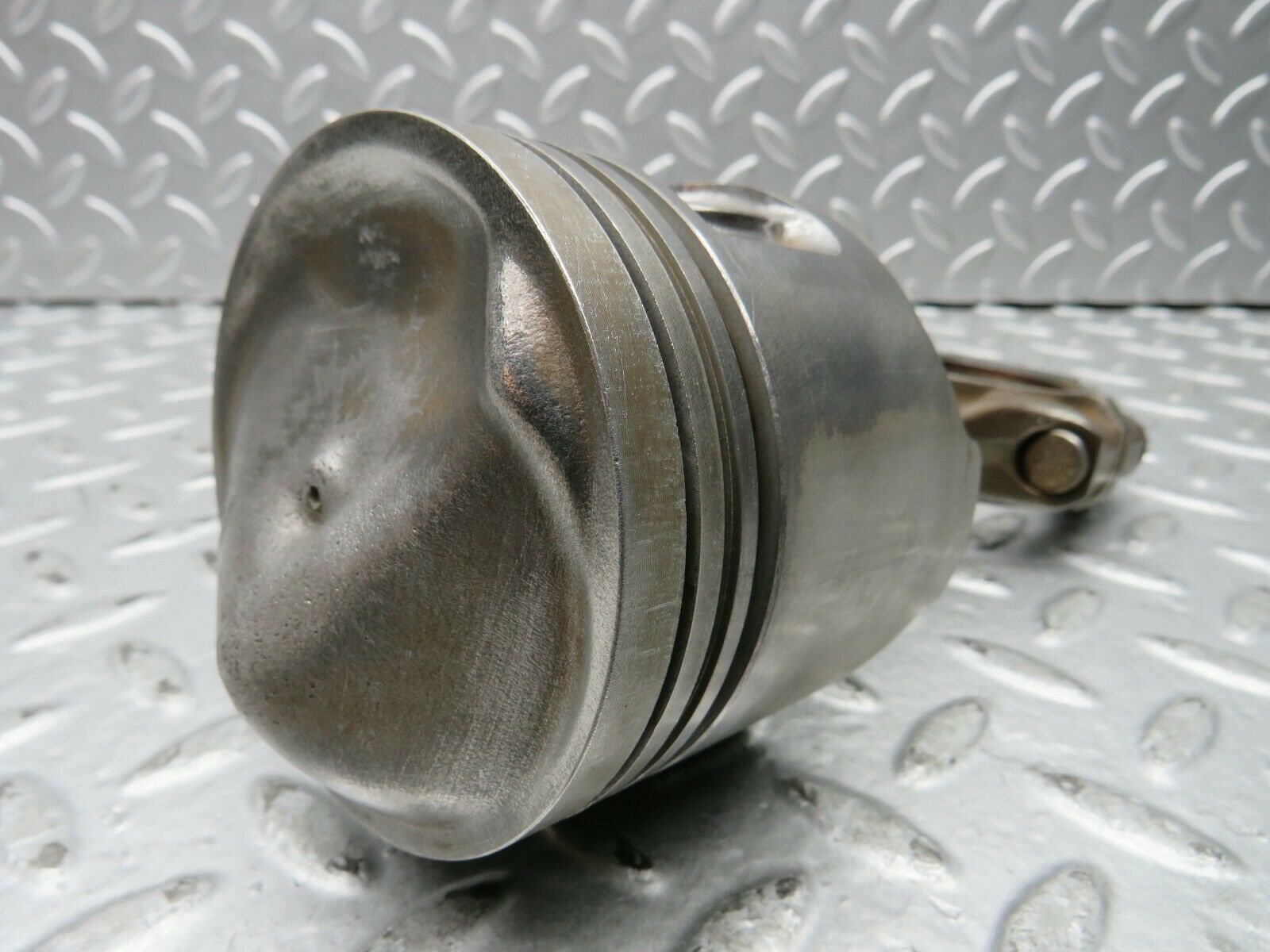 22207 Mercedes-Benz S123 280TE Piston With Connecting Rod 85.975 mm