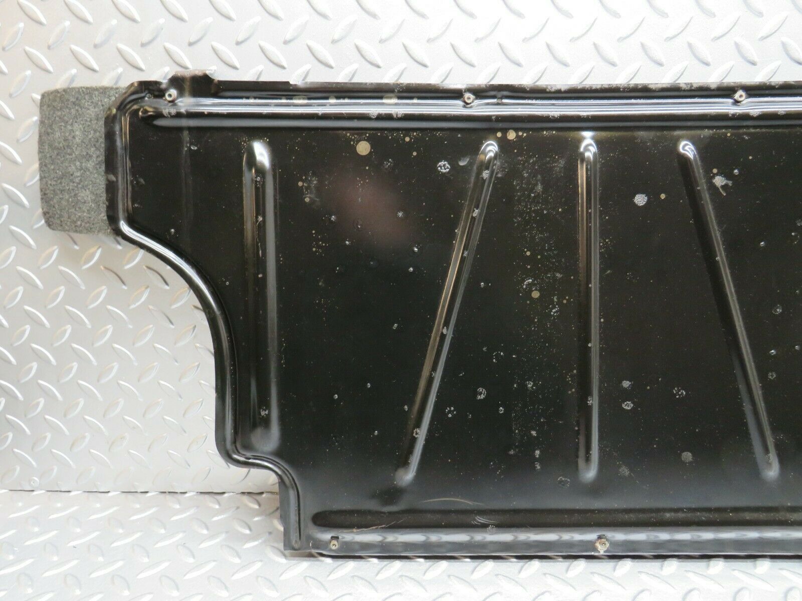 24040 Mercedes-Benz W123 280E Fuel Tank Cover Plate