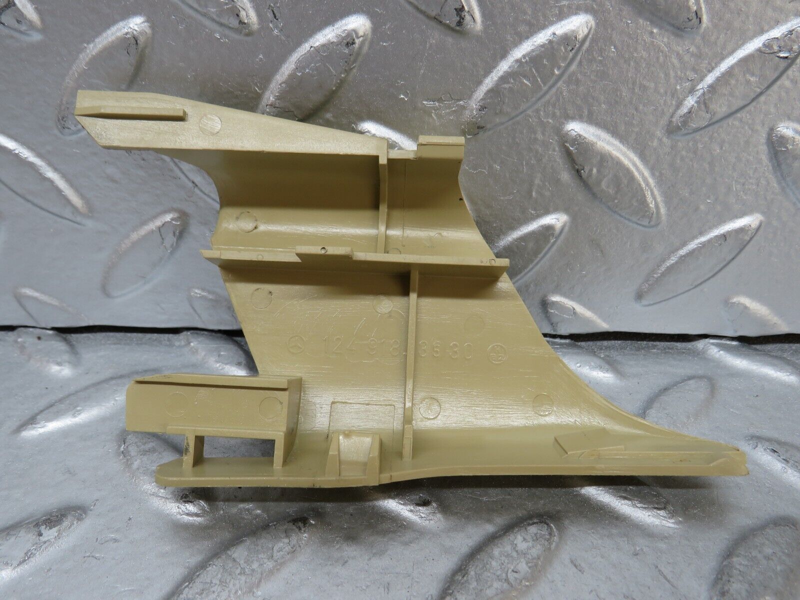 26705 Mercedes-Benz C124 220CE Coupe Right Seat Trim Beige 1249183530