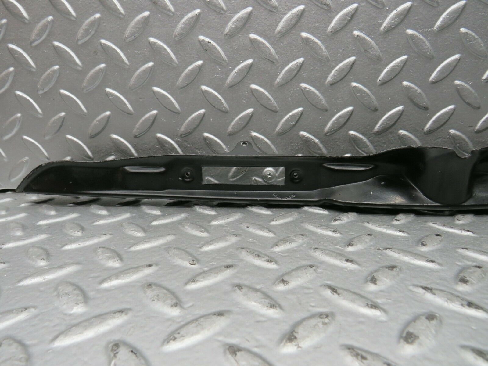 22236 Mercedes-Benz S123 280TE Wagon Tailgate Handle 1237400193