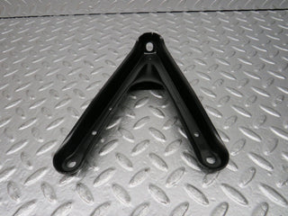 31472 Mercedes-Benz S124 220TE Wagon Air Intake Manifold Bracket