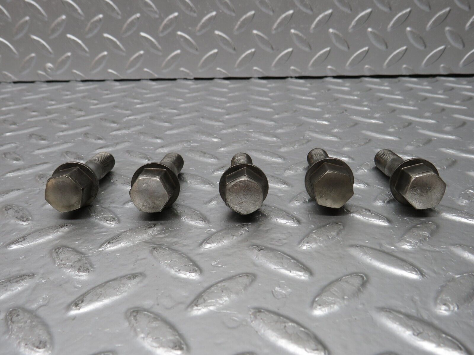 32641 Mercedes-Benz 5x Alloy Wheel Lug Bolt M12x1.5