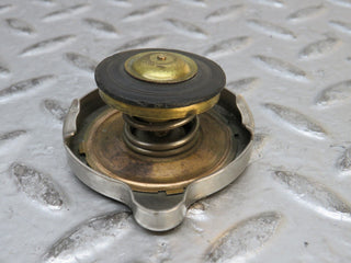 28790 Mercedes-Benz W123 230E Radiator Cap 1235010015