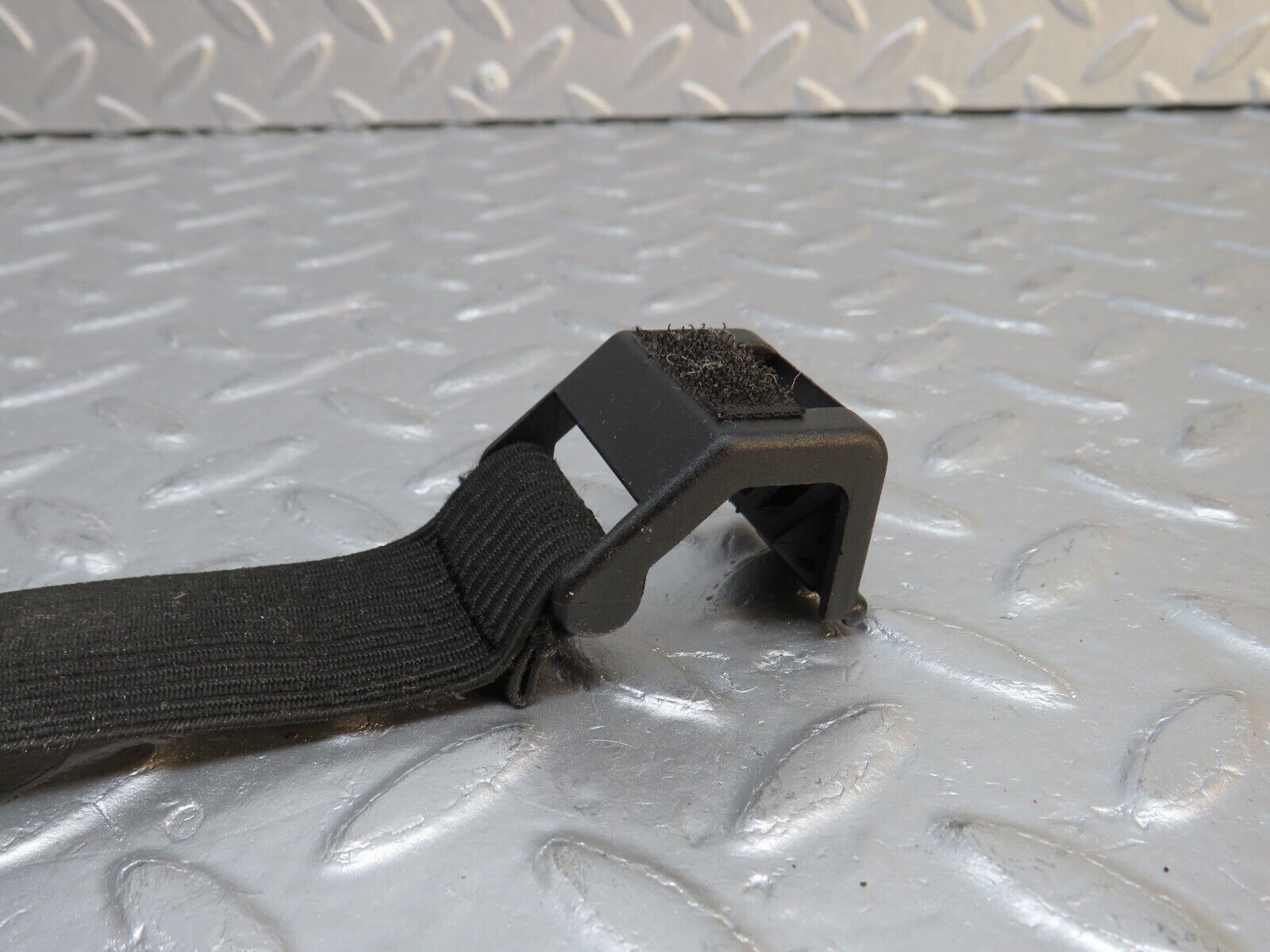 38252 Mercedes-Benz R129 280SL Coupe Wind Deflector Cover Left 1298600110