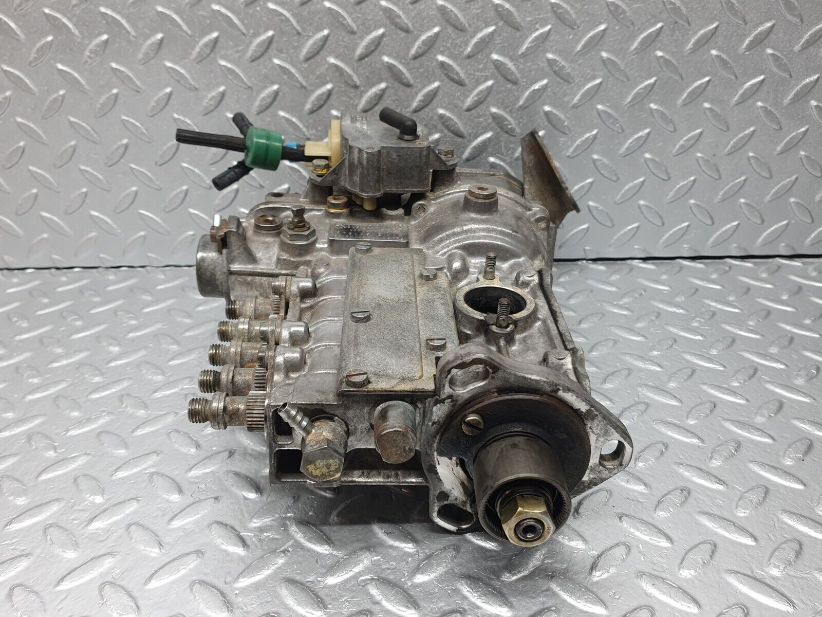 40862 Mercedes-Benz W123 300D Diesel Fuel Injection Pump Bosch 0112466193 6170702901