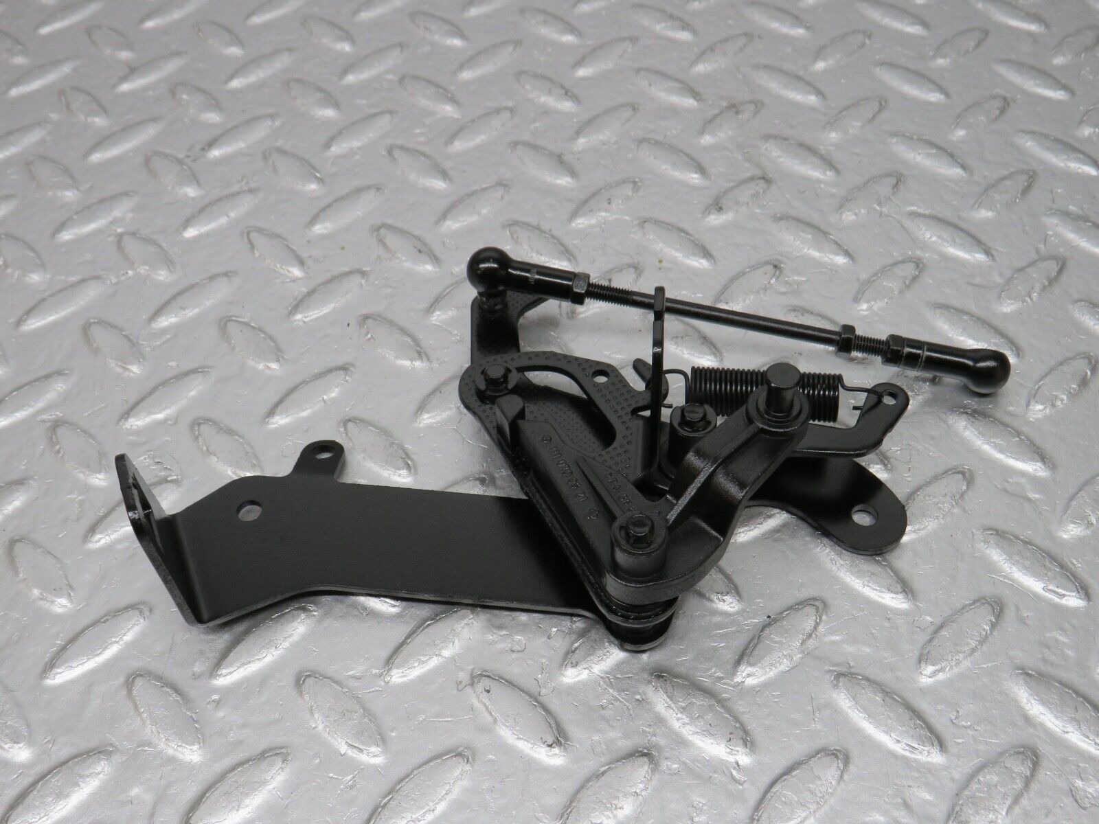 33545 Mercedes-Benz W202 C180 Throttle Linkage 1110700521