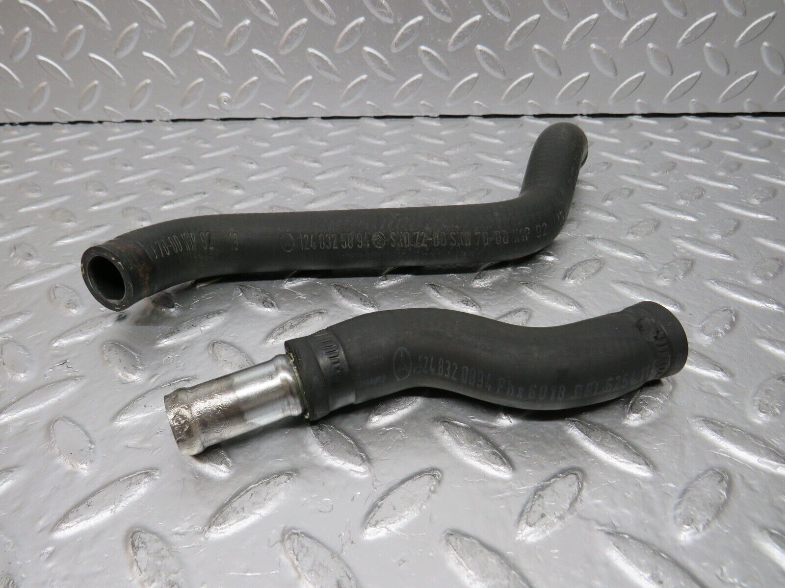 30493 Mercedes-Benz W124 230E Water Cooling Hose Pipe 1248329094