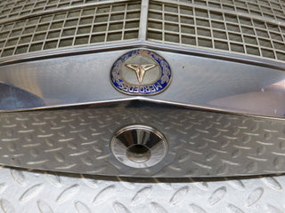 W108 bonnet grill chrome used OEM