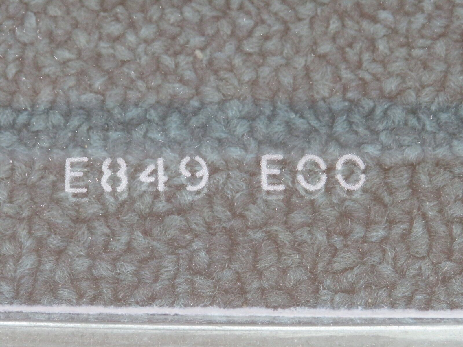 33827 Mercedes-Benz W201 190E 2.0L Rear Right Quarter Window Glass 2017350624