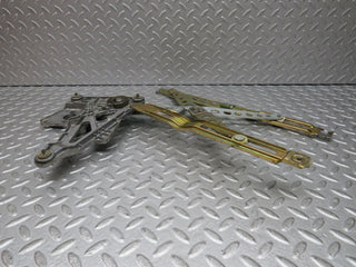 36862 Mercedes-Benz C126 420SEC Right Door Power Window Regulator 1267202646 1267250411