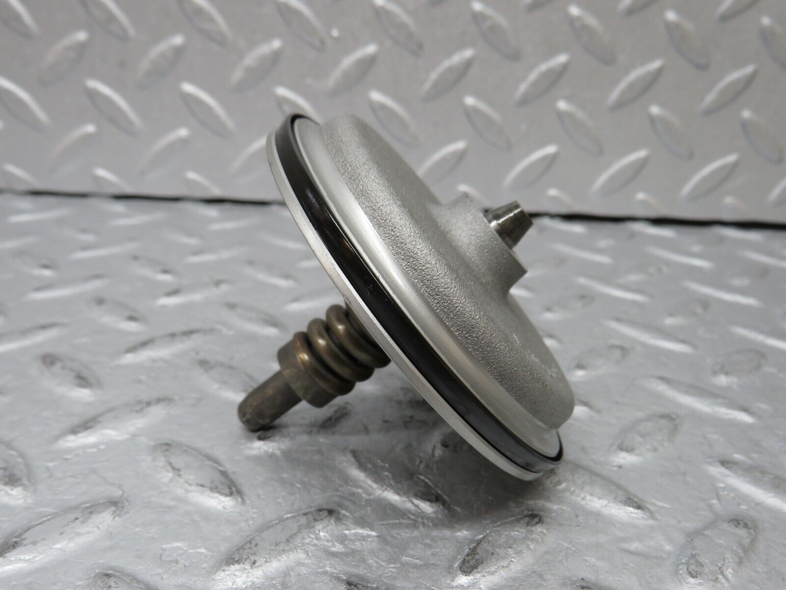 36437 Mercedes-Benz R107 450SL Automatic Gearbox Piston 2x 1152774938 1152775538