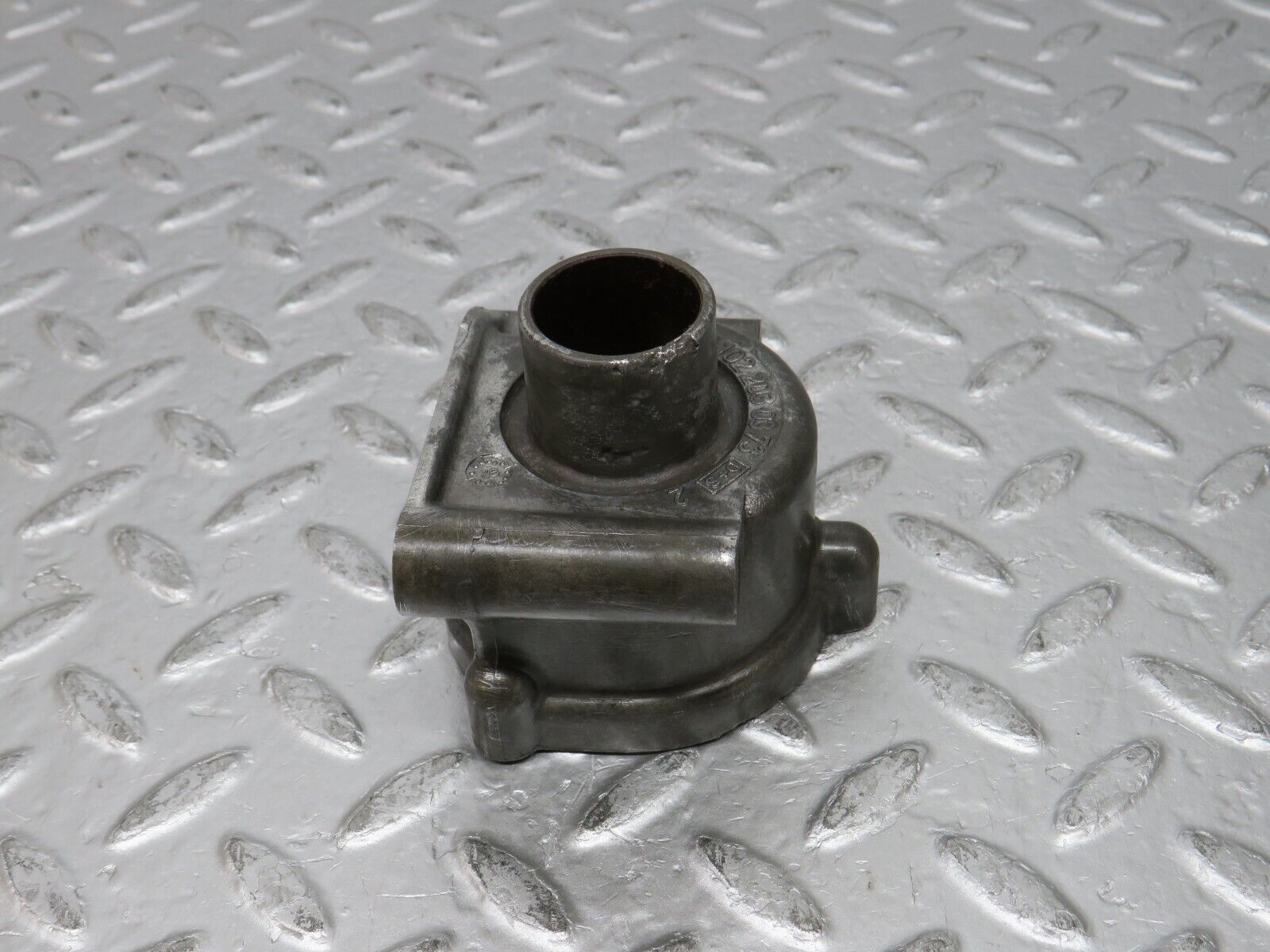 31791 Mercedes-Benz W201 190LE 1.8L Thermostat Housing 1022030373