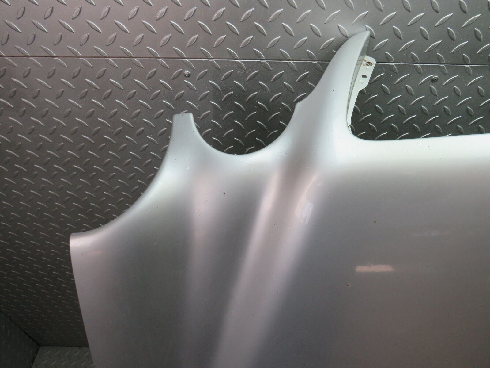34728 Mercedes-Benz W210 320E Bonnet