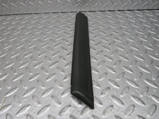 32297 Mercedes-Benz S124 300TE Wagon Front Right Fender Wing Centre Moulding Trim