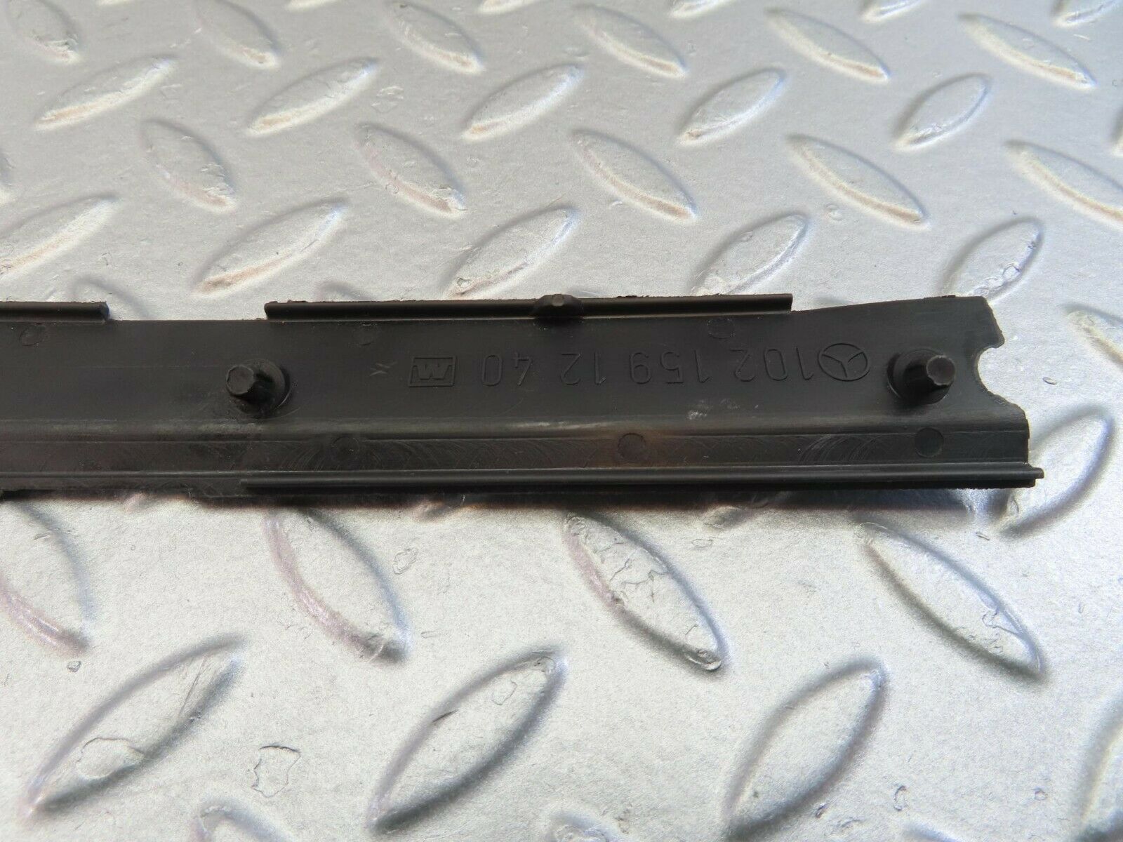 10041 Mercedes-Benz C123 230CE Coupe Distributor Plug Protective Cap 1021591240