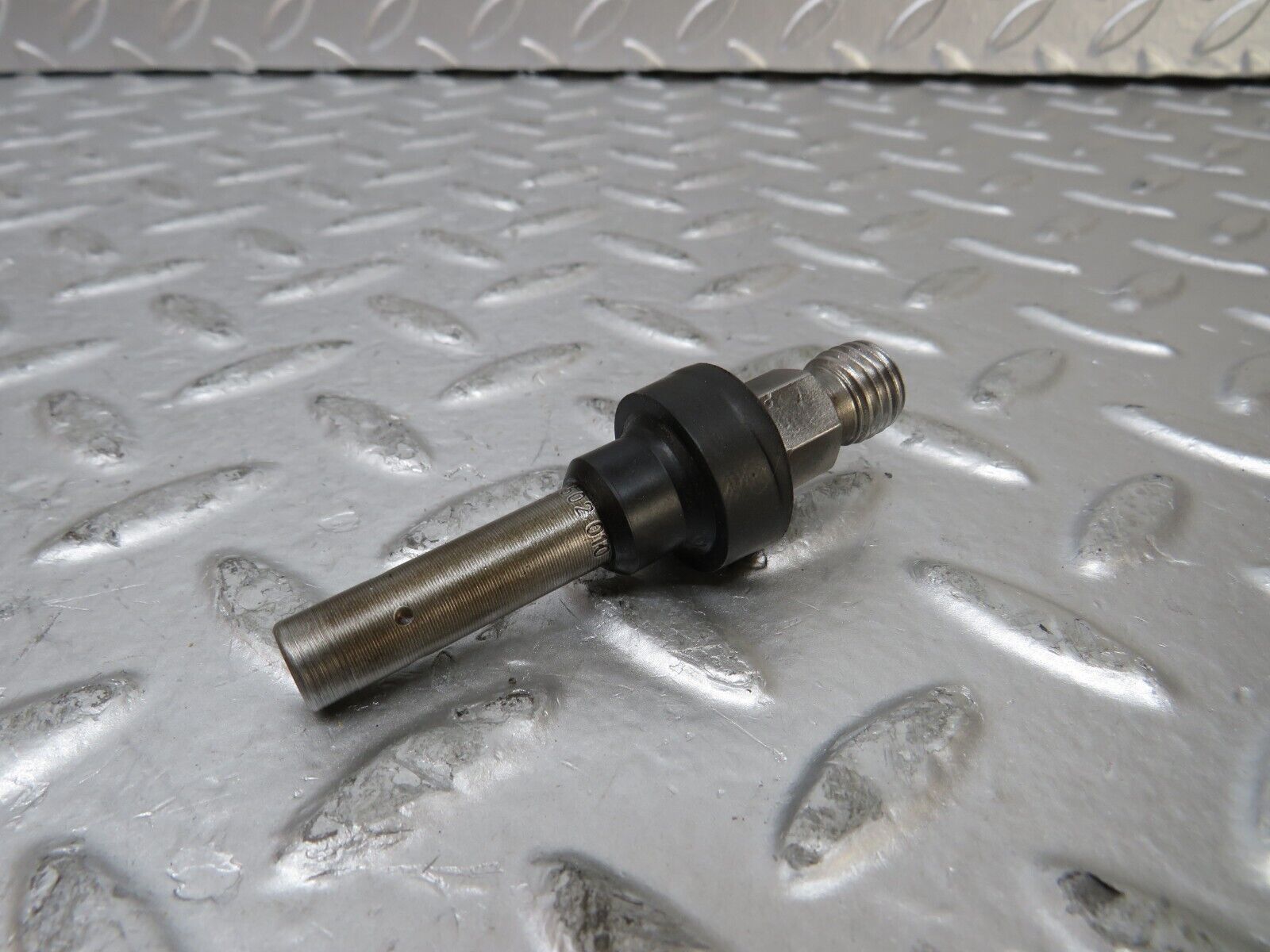 26254 Mercedes-Benz W116 450SE Fuel Injector Bosch 0437502010