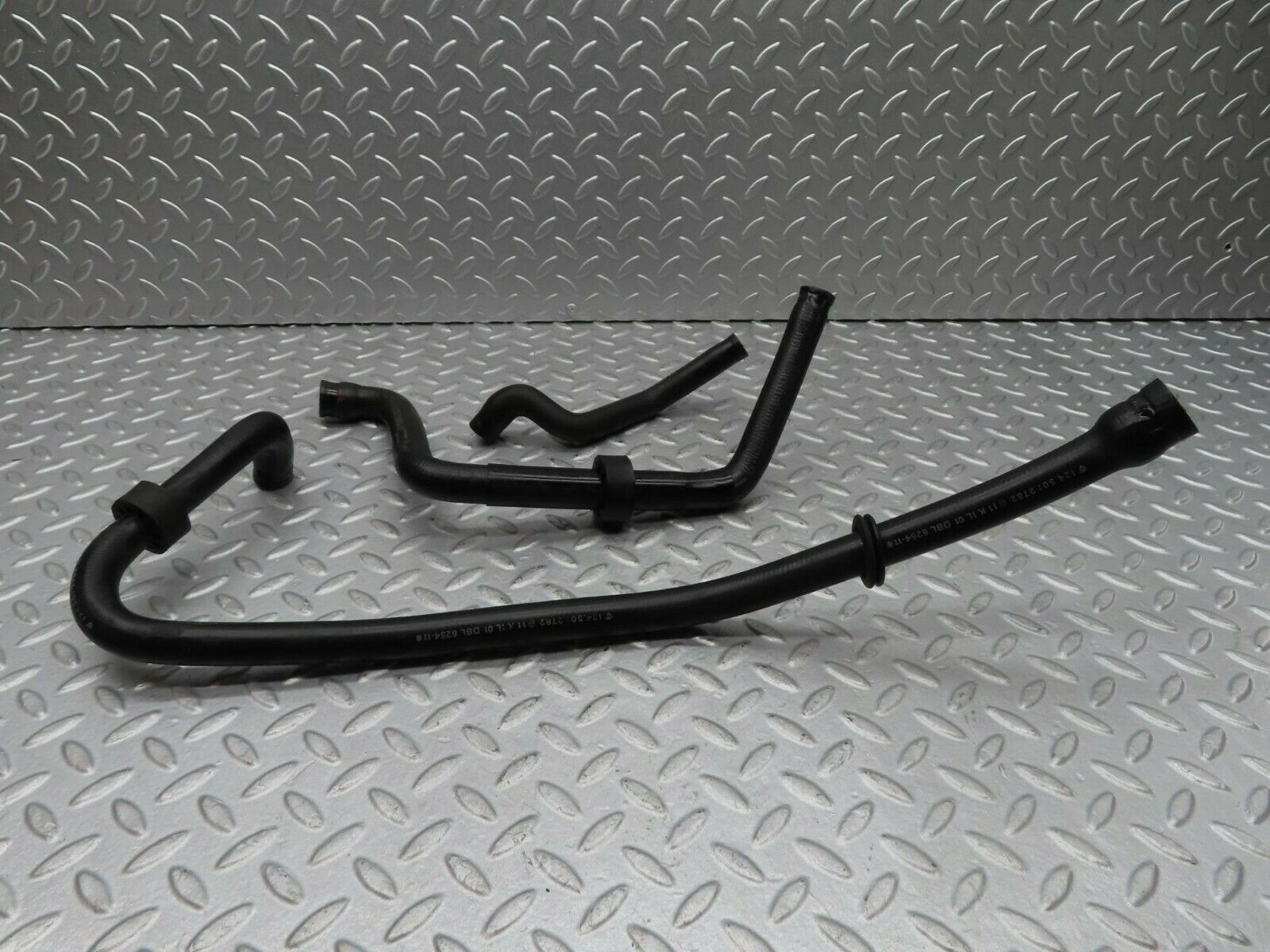16350 Mercedes-Benz W124 260E Coolant Hose Pipe Set 1248303296