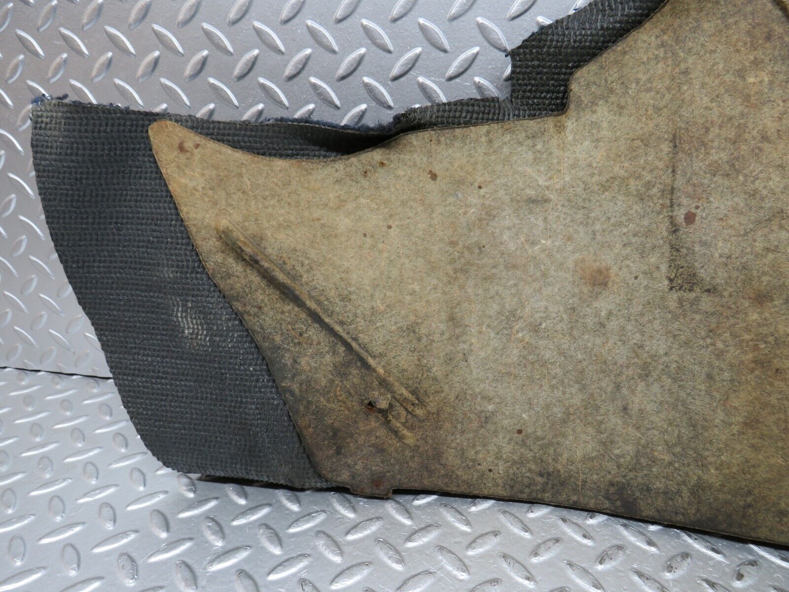 31932 Mercedes-Benz W123 230E Centre Console Carpet Left Blue