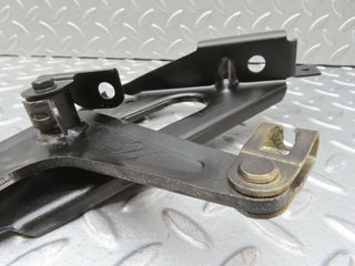 13546 Mercedes-Benz W123 200 Handbrake Regulator