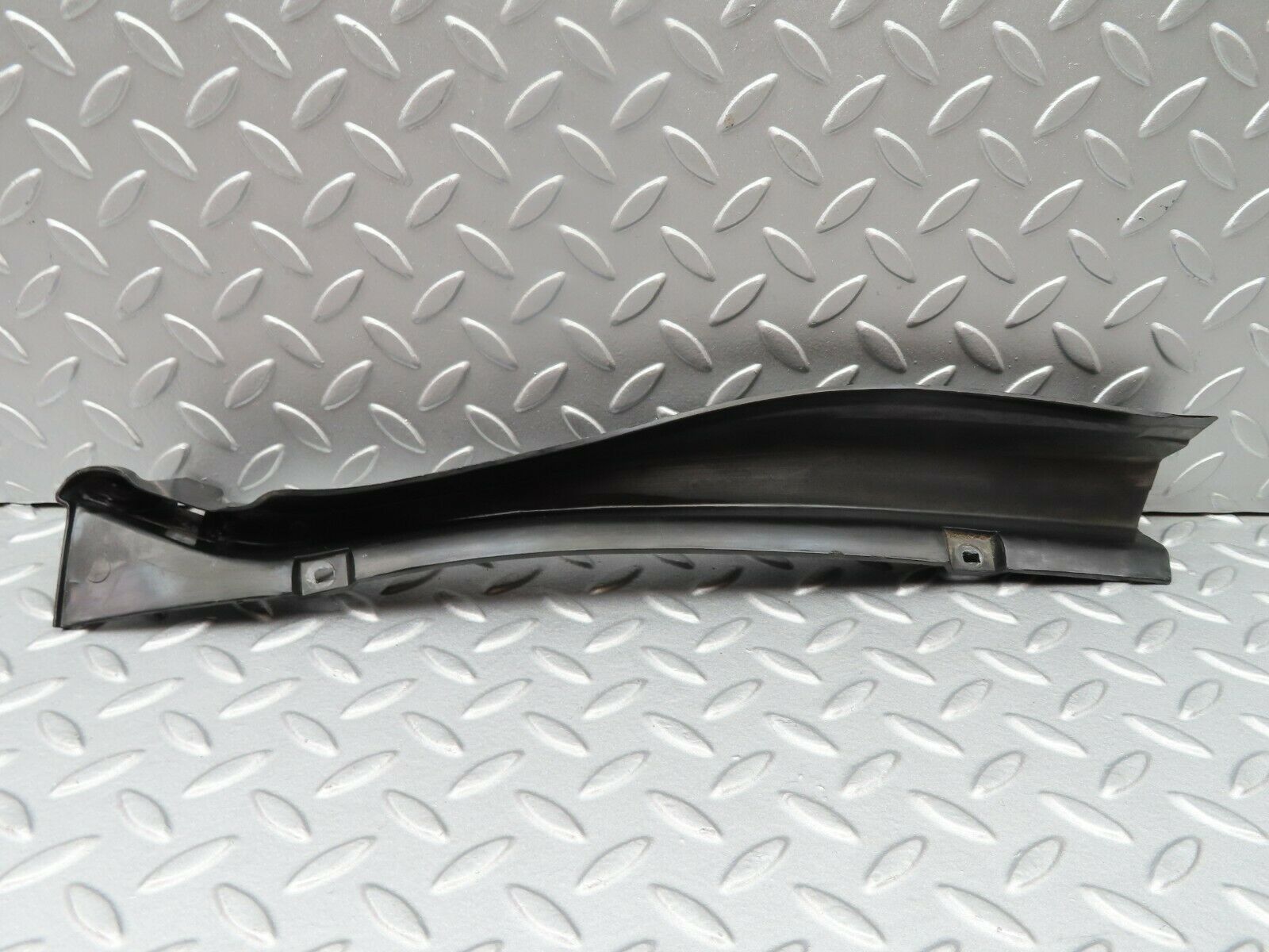 5394 Mercedes-Benz W124 230E Fairing Front Panel Cover Left 1246202567
