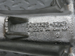 32888 Mercedes-Benz W123 300D Engine Mount Bracket Right Side 6152231404