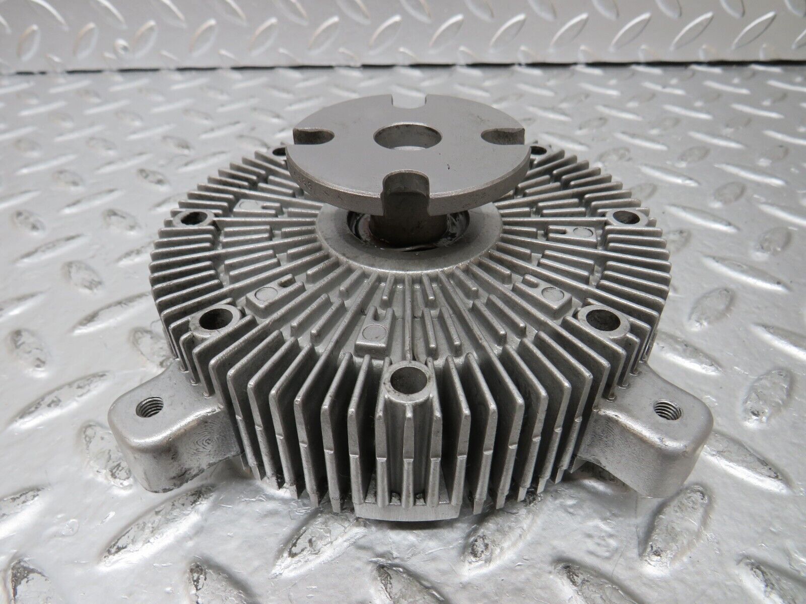 26208 Mercedes-Benz W116 450SE Engine Cooling Fan Clutch
