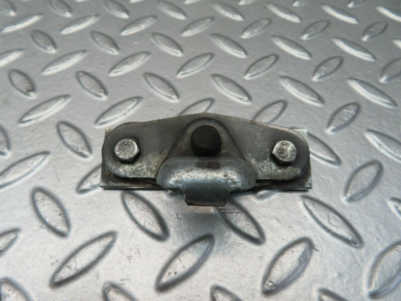 11557 Mercedes-Benz C123 230CE Coupe Trunk Lock Latch 1237580150