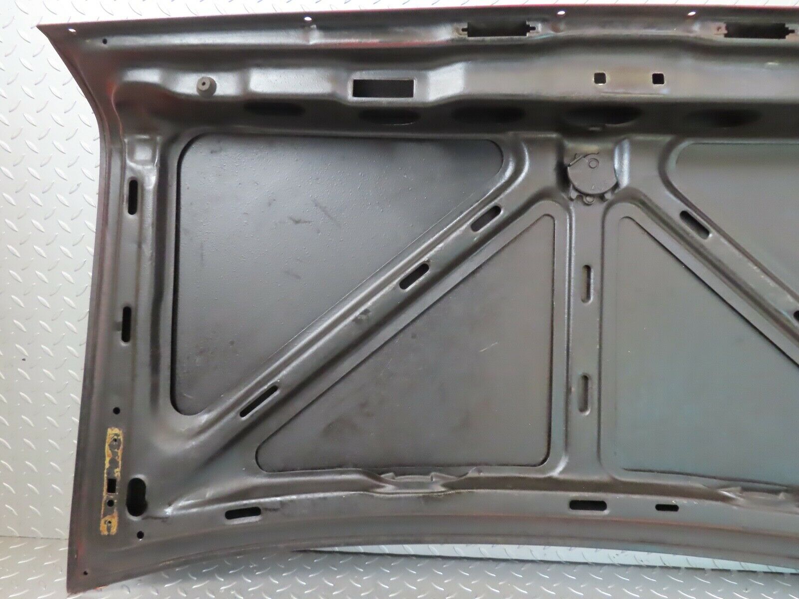 19187 Mercedes-Benz W123 300D Boot Lid Trunk Door