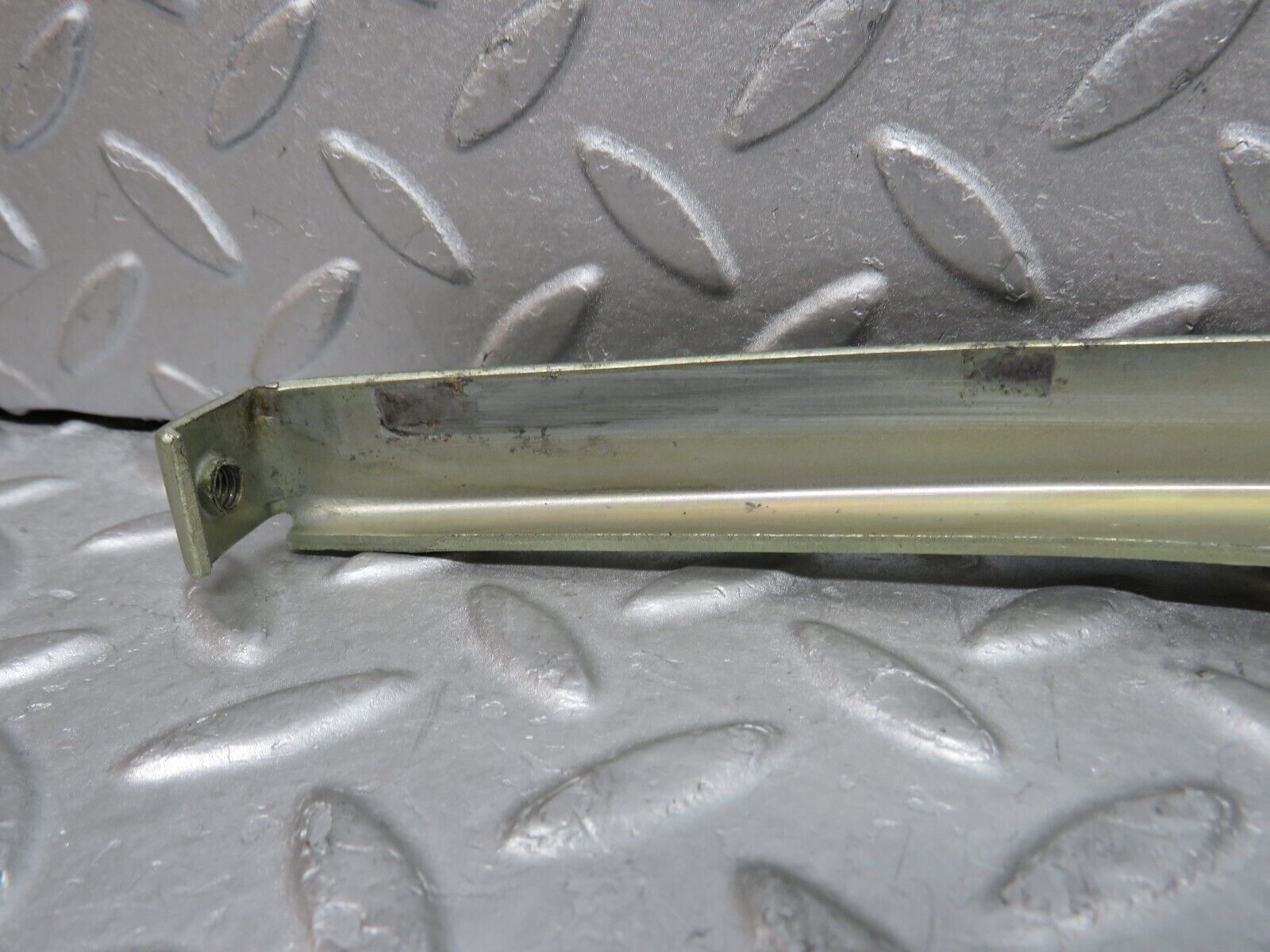 37800 Mercedes-Benz A124 320E Cabriolet Front Left Window Channel