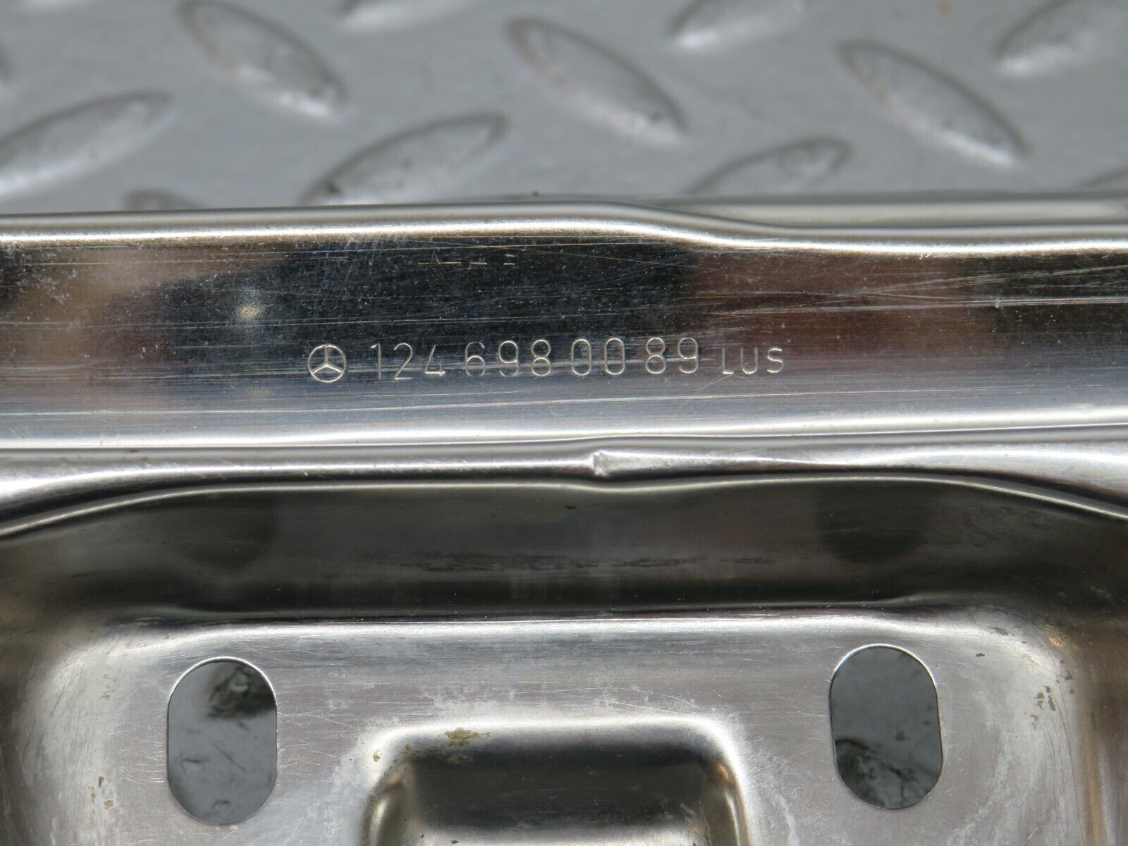 27620 Mercedes-Benz S124 300TE Wagon Trunk Edge Chrome Moulding 1246980089