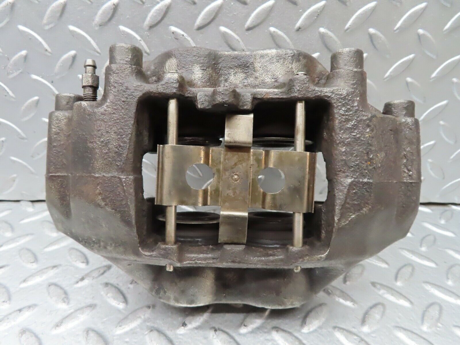 19650 Mercedes-Benz C140 CL420 Coupe Front Right Brake Caliper Lucas