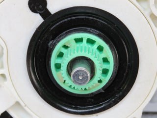 35173 Mercedes-Benz W221 Front Left Window Regulator Motor 2218202742