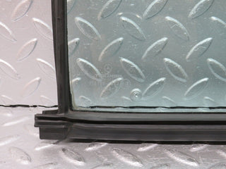 33146 Mercedes-Benz W126 Rear Right Quarter Window Glass 1267350224